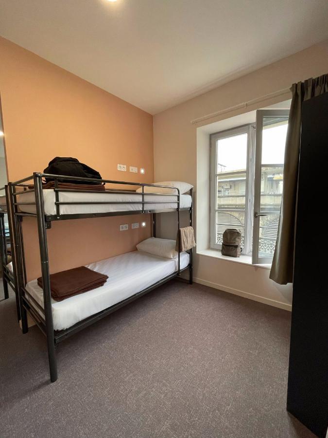 Hostel Flamingo Nimes Gare Centre Exteriör bild